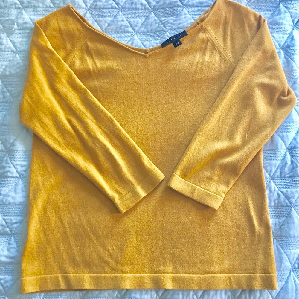 Ann Taylor gold sweater